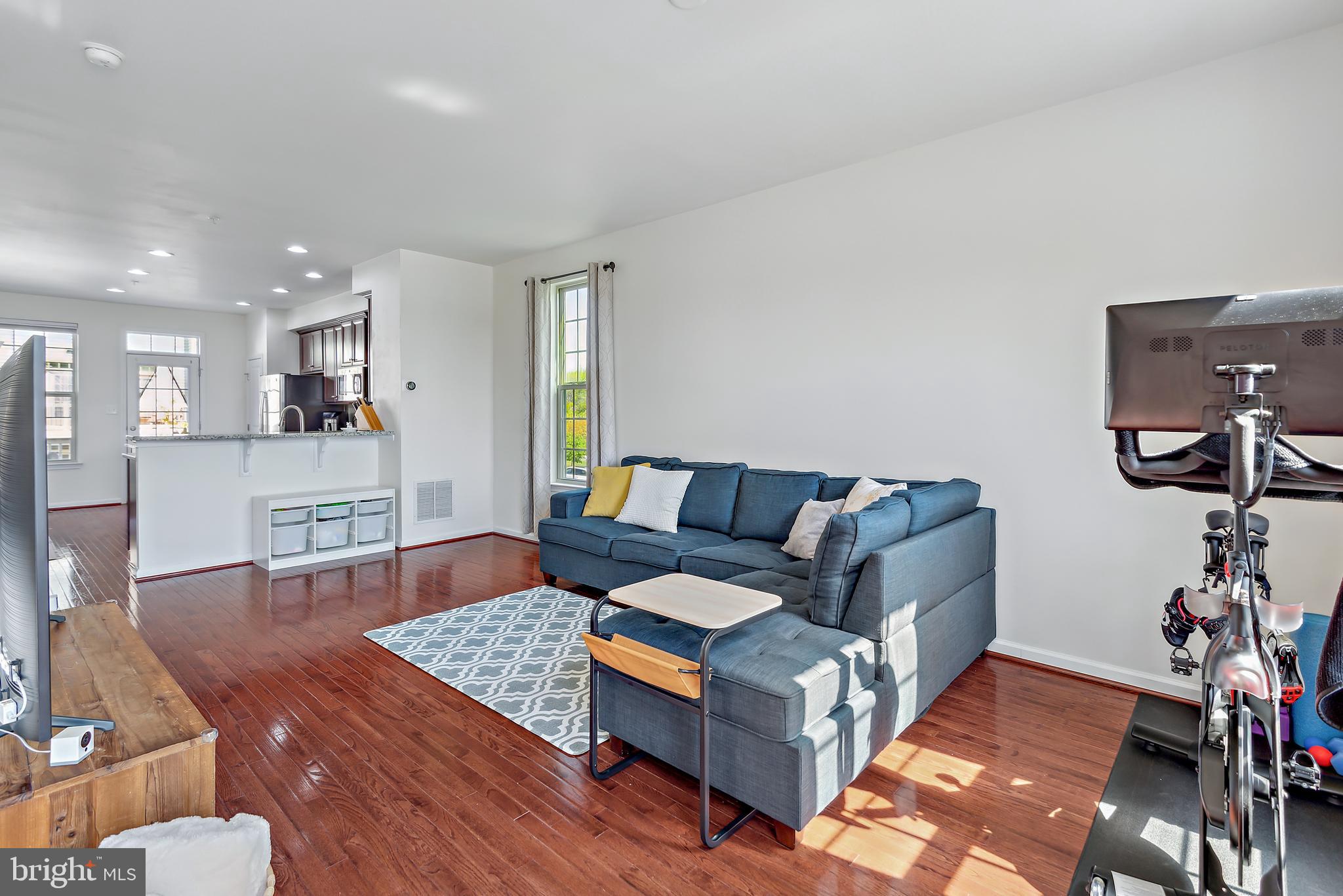 PARKSIDE - Residential