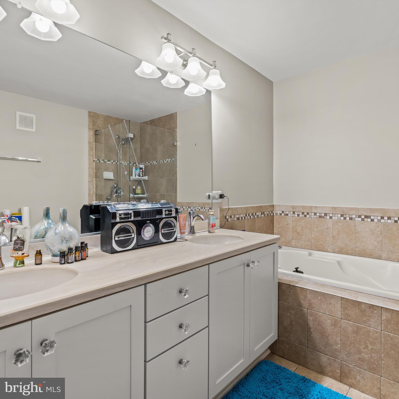 CAMERON STATION - Residential Lease