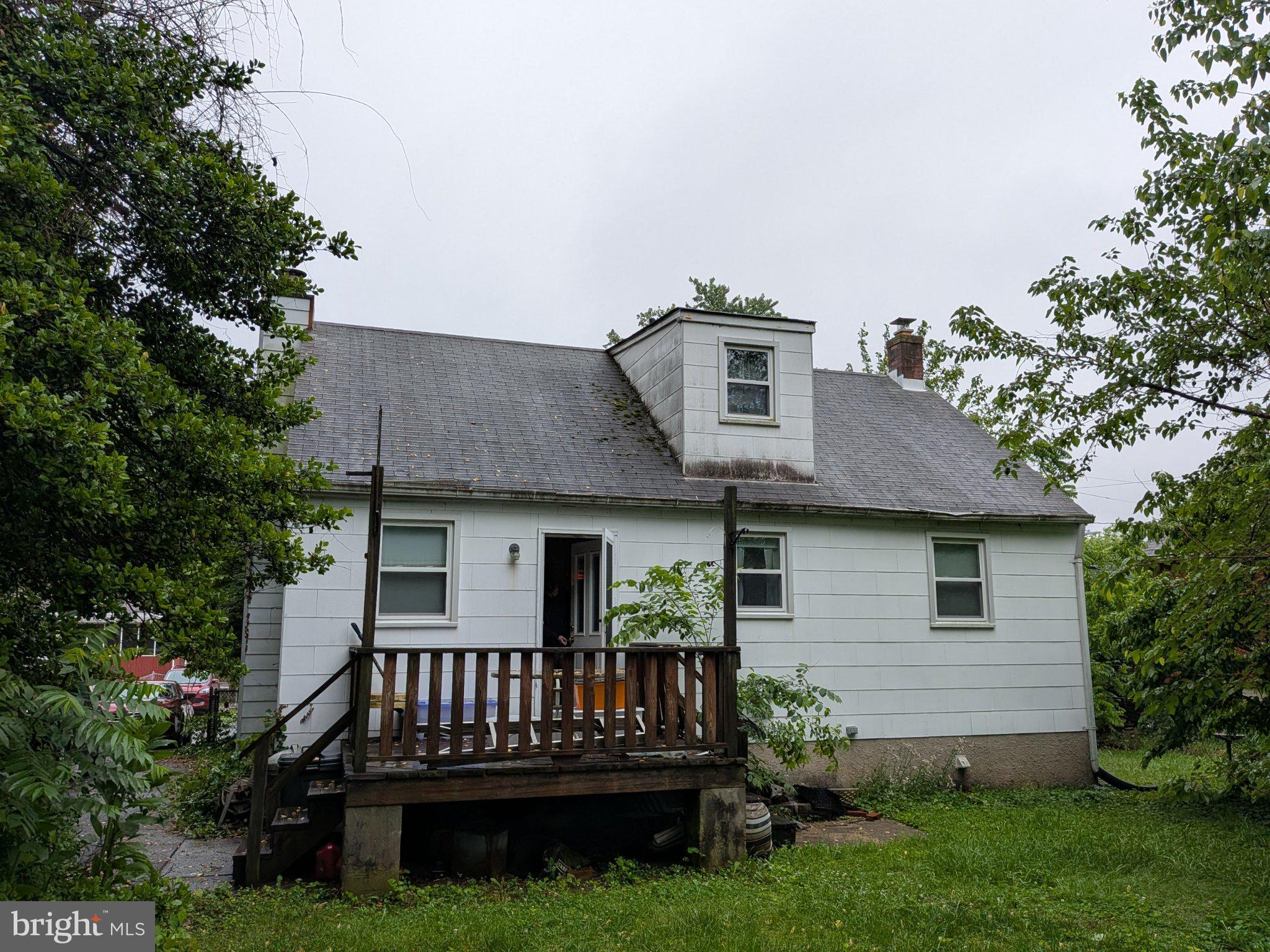 1302 DORCHESTER AVENUE