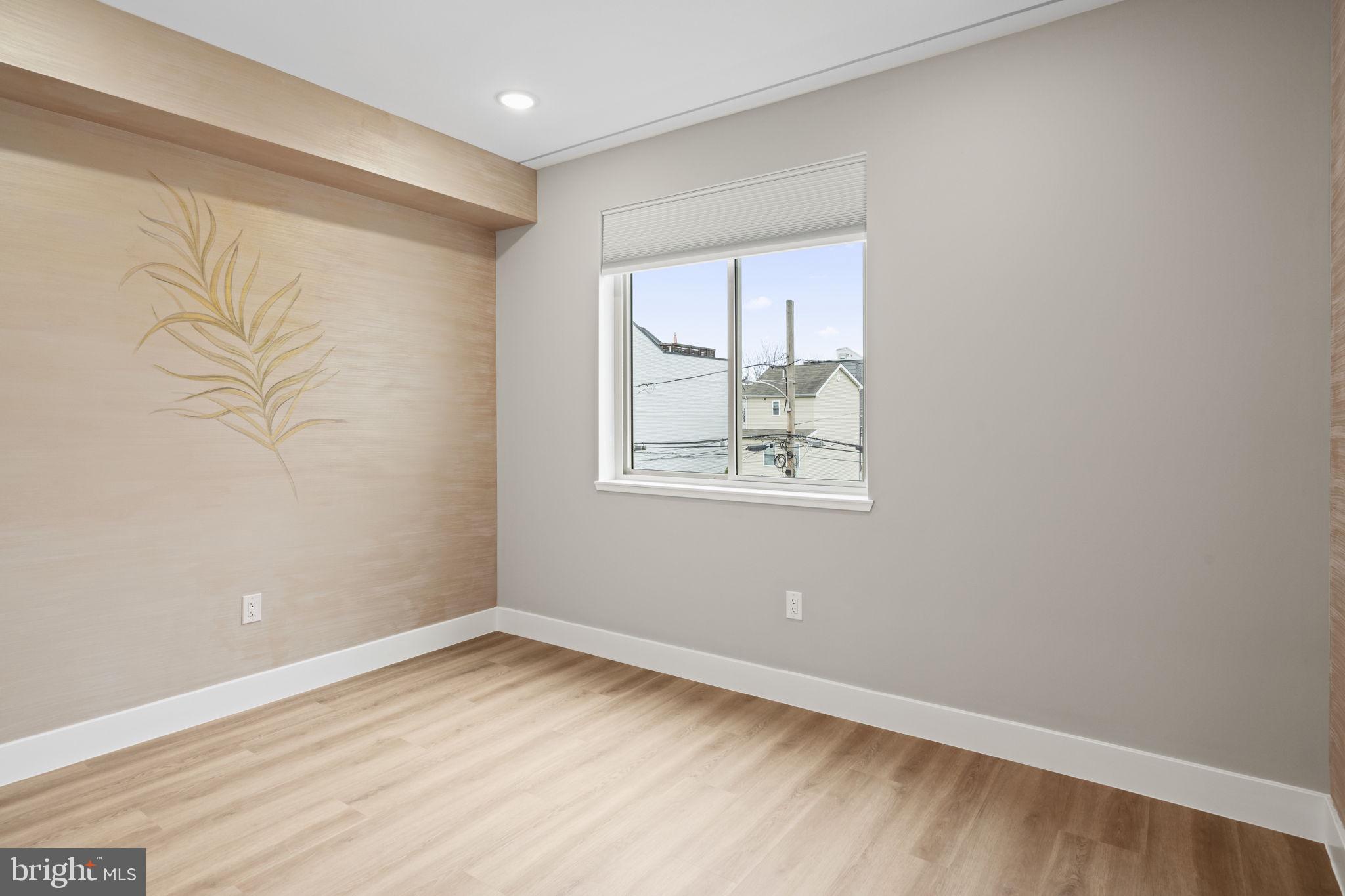 OLDE KENSINGTON - Residential Income