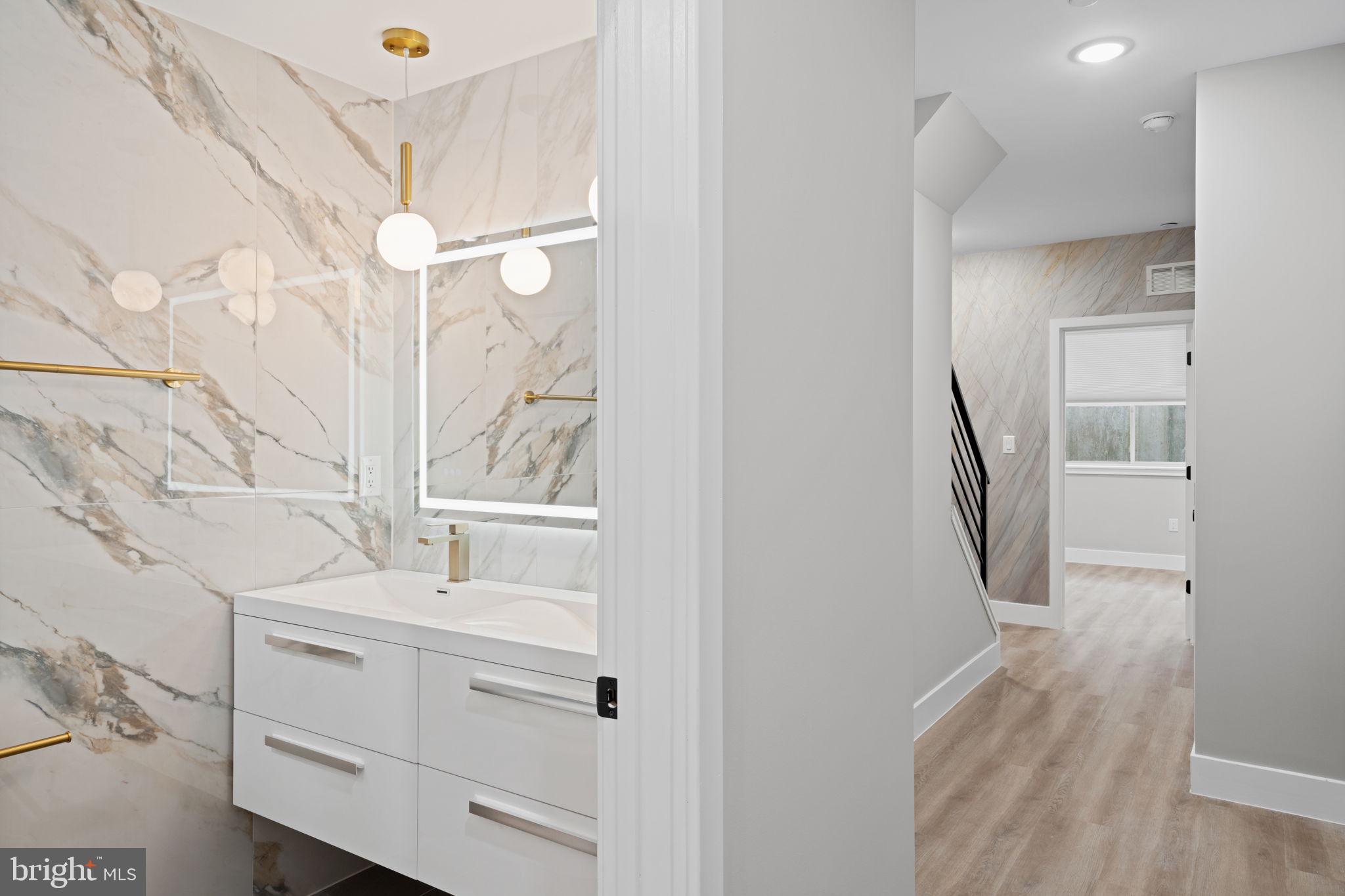 OLDE KENSINGTON - Residential Income