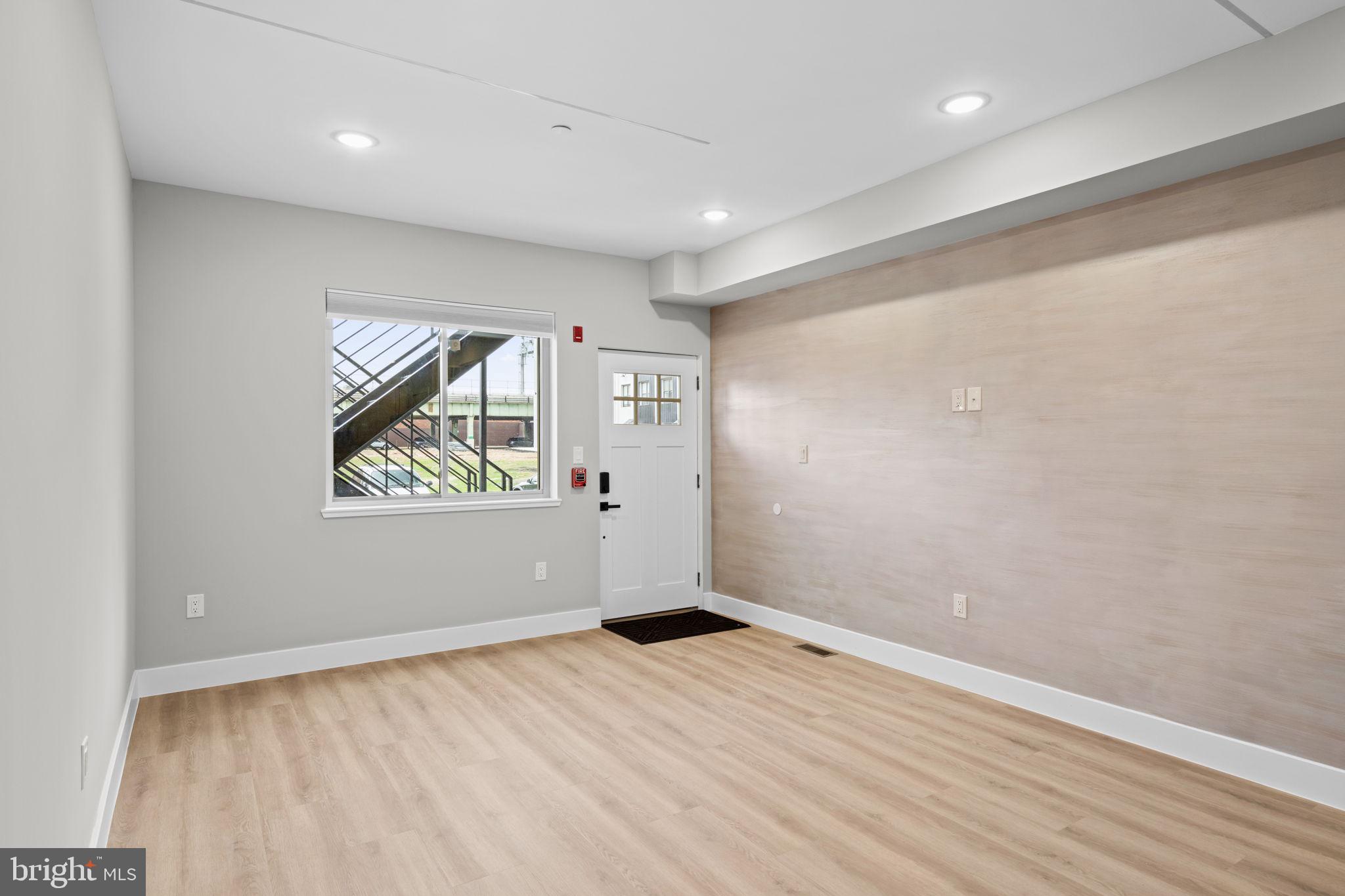 OLDE KENSINGTON - Residential Income