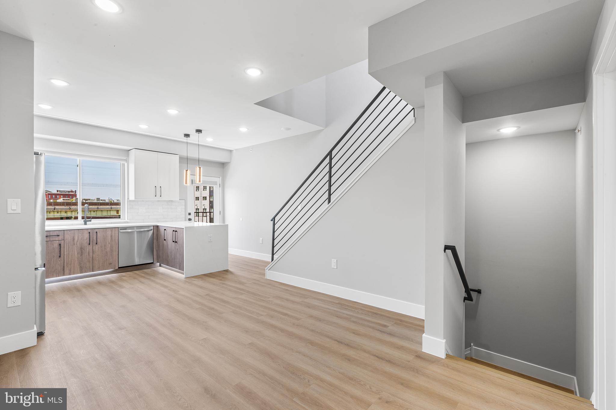 OLDE KENSINGTON - Residential Income