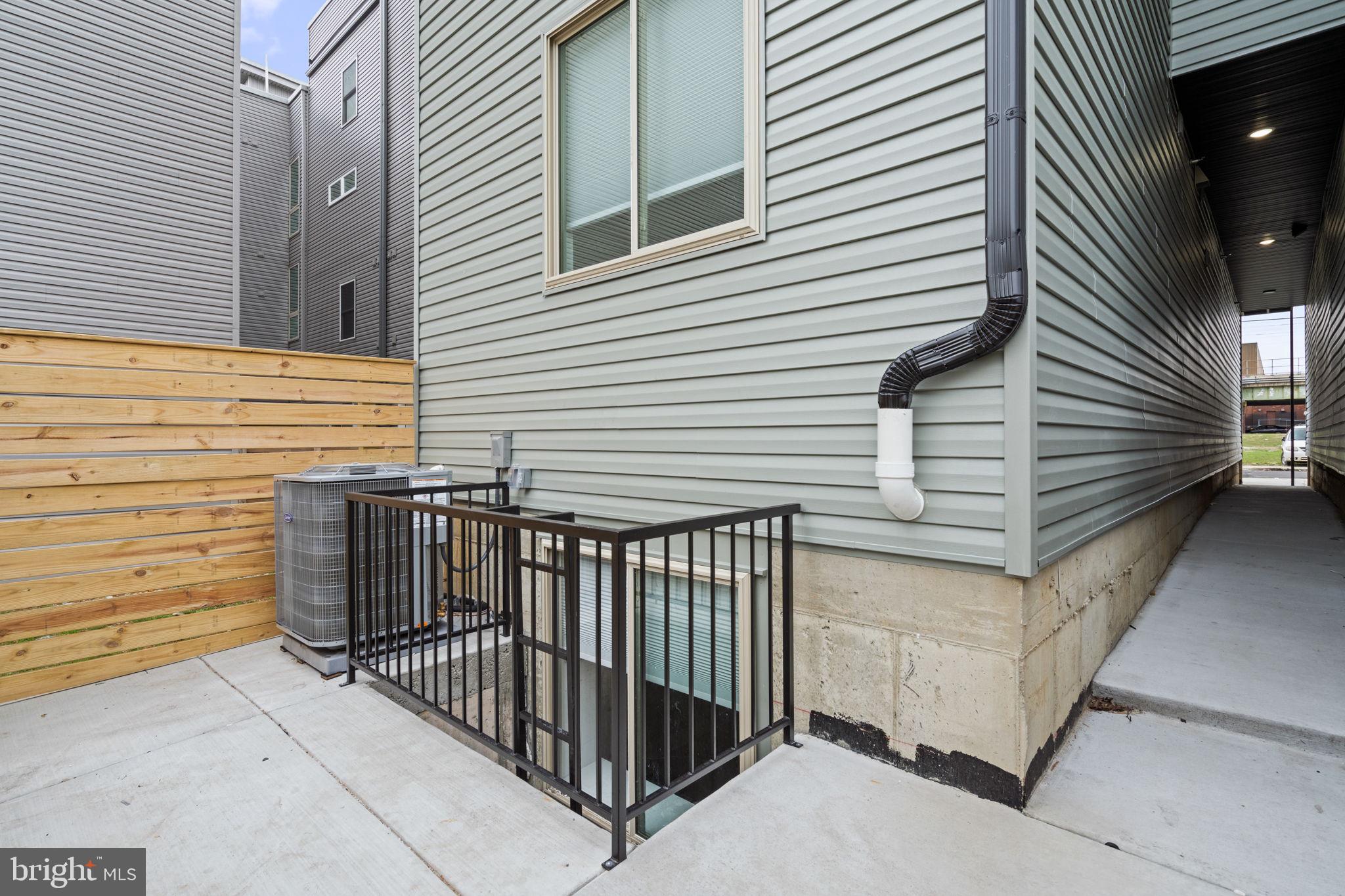 OLDE KENSINGTON - Residential Income