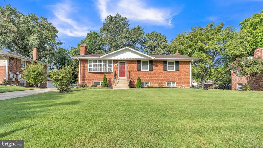 Purchase Price Reduced - 

This beautiful all brick  4 bedroom  and 2 bath  home has been completely renovated and is located in  Pinehurst Estates. It features an updated kitchen  with recessed lighting, granite counter tops and stainless-steel appliances.   Ceiling fans, crown molding, new windows and dark mocha oak smooth solid hardwood flooring on main level, padding and carpet in downstairs rec room and bedroom,  new washer and lots of storage space.  Relax in the screened in porch  and enjoy the  private fenced back yard, with a shed.  Roof replaced in 2023. This home is well maintained  and move-in ready. 

Seller would like to use Cardinal Title Group, LLC for Settlement.