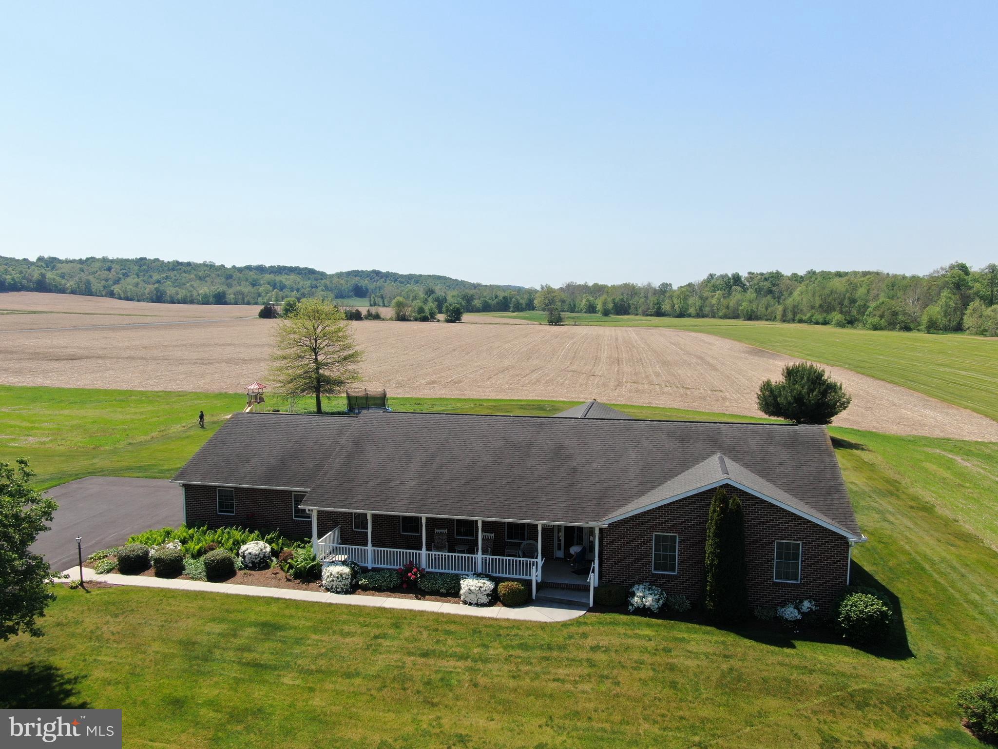 TRACT 1: 3420 LEAFMORE ROAD