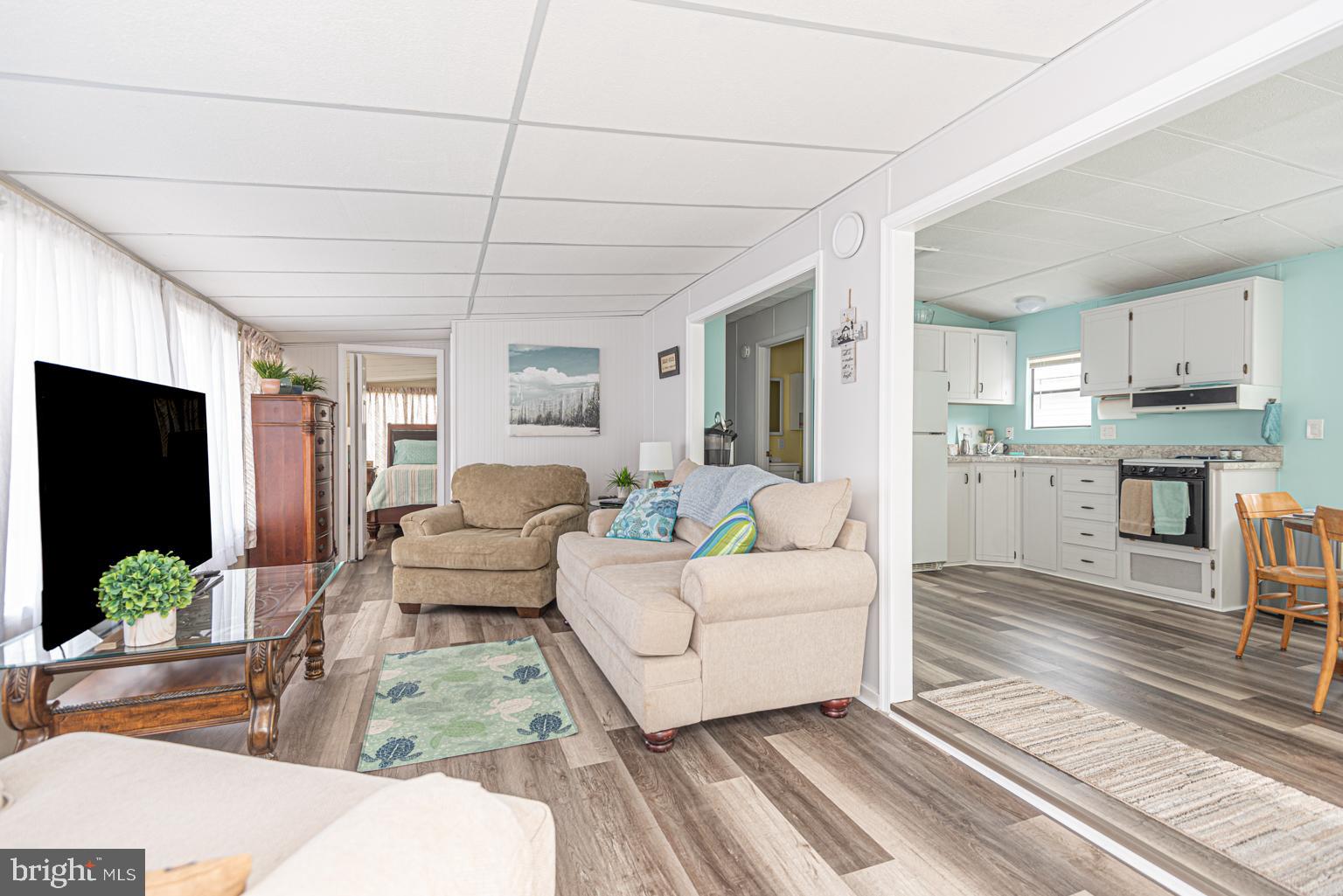 WHITE HORSE PARK II - Residential