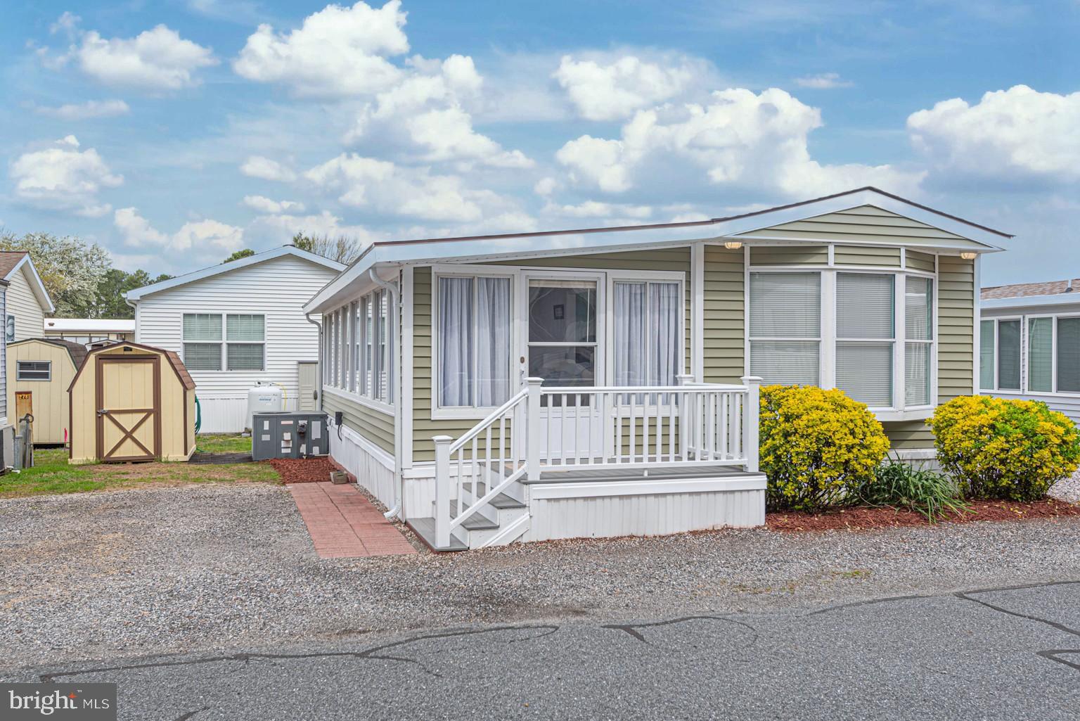 WHITE HORSE PARK II - Residential