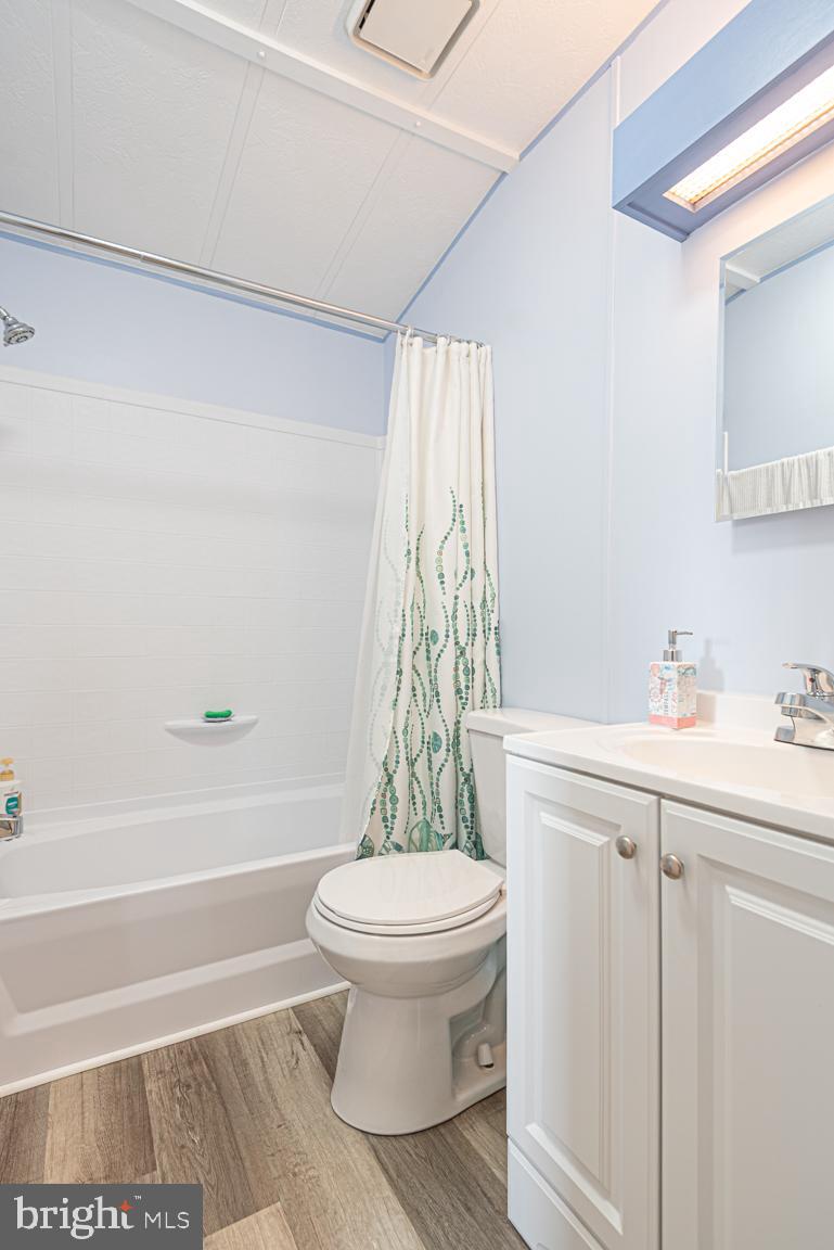 WHITE HORSE PARK II - Residential