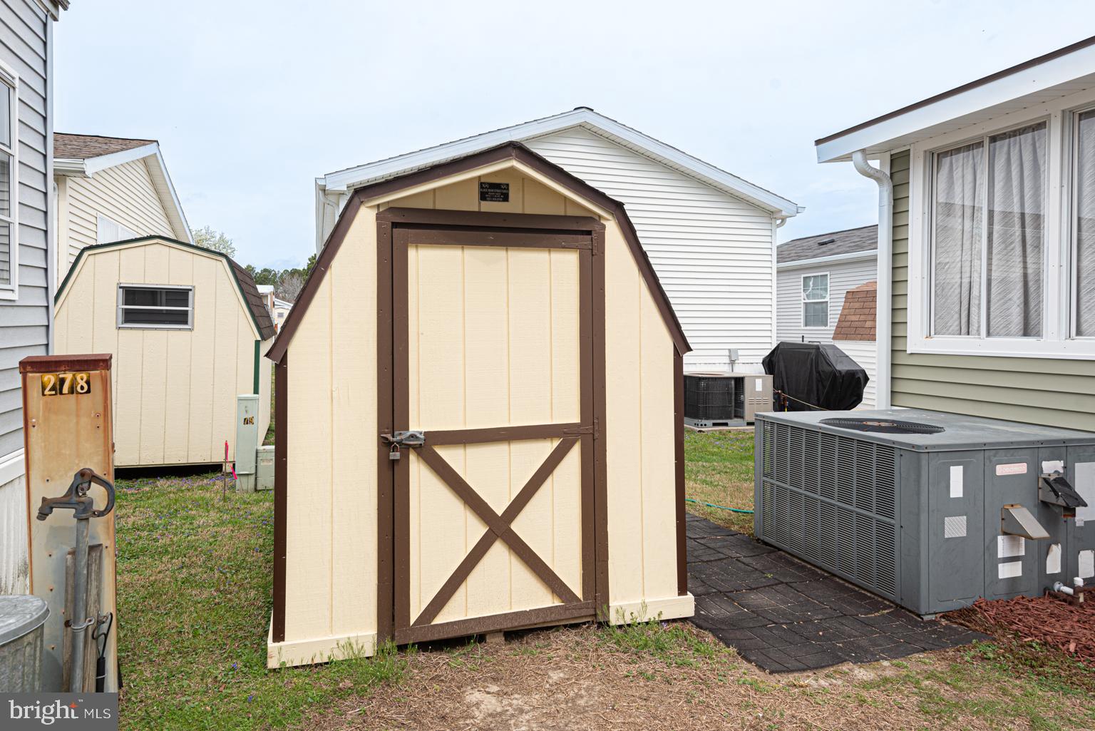 WHITE HORSE PARK II - Residential