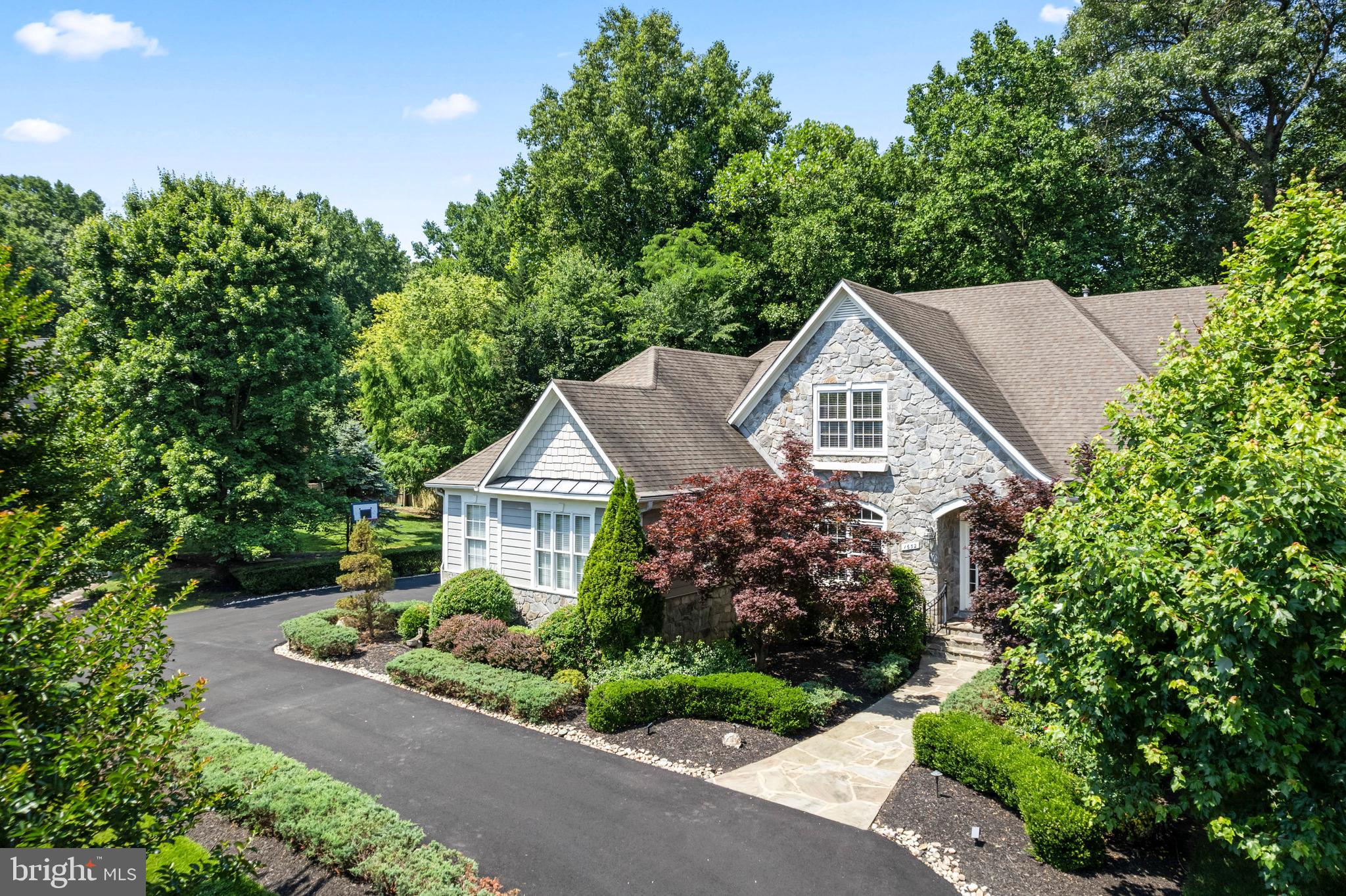 SYMPHONY MEADOWS - Residential