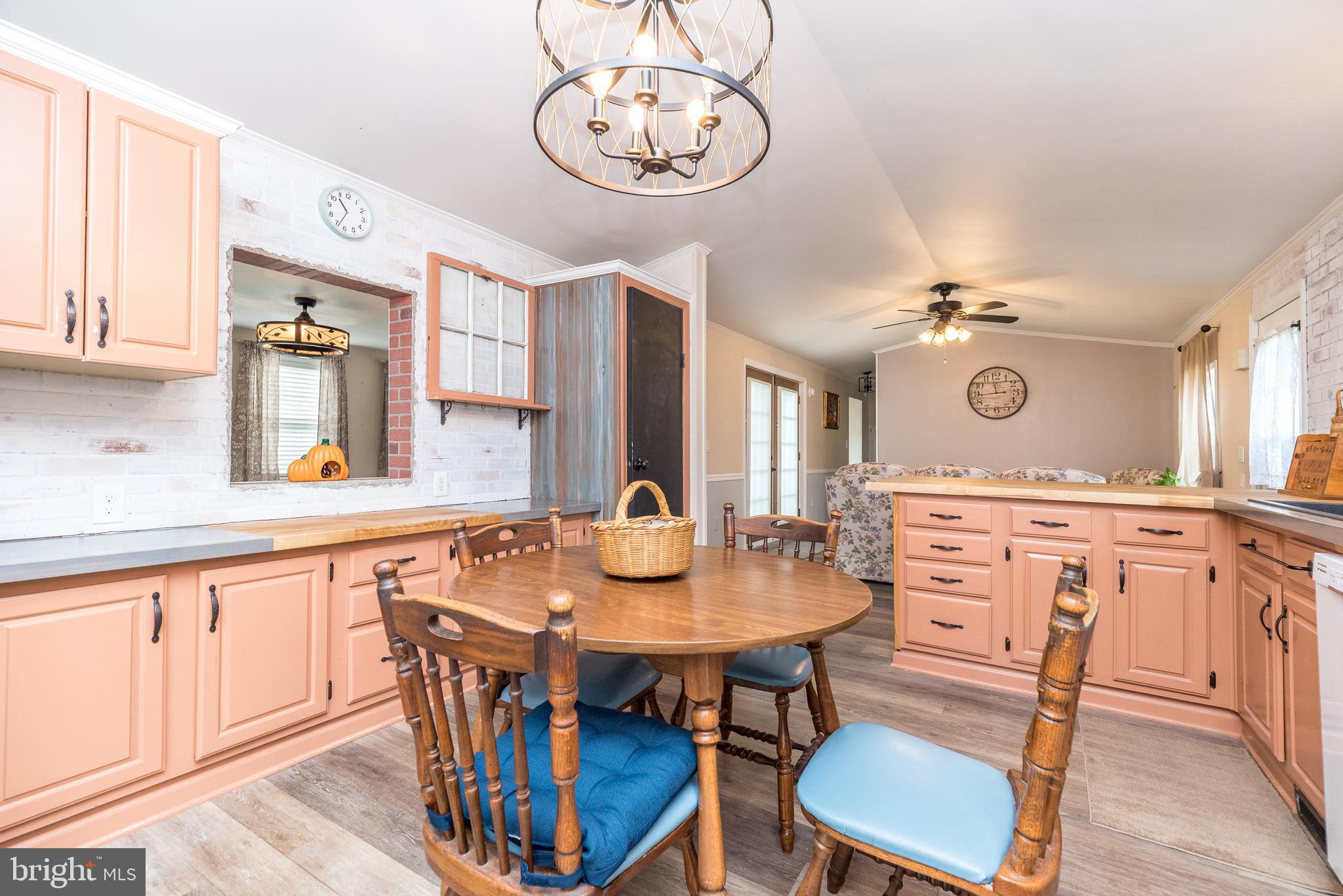 WALNUT MEADOWS - Residential