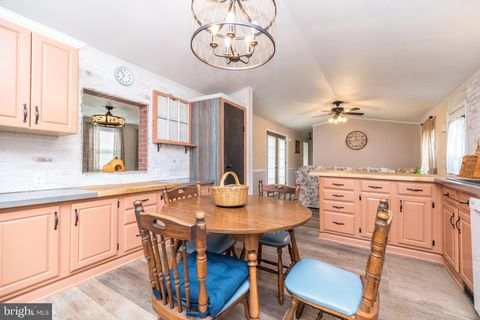 Tiny photo for 25 Chestnut Court E, HARLEYSVILLE, PA 19438 (MLS # PAMC2155190)