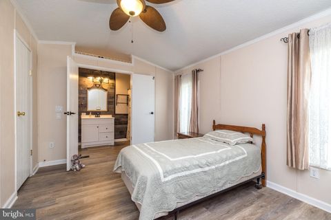 Tiny photo for 25 Chestnut Court E, HARLEYSVILLE, PA 19438 (MLS # PAMC2155190)