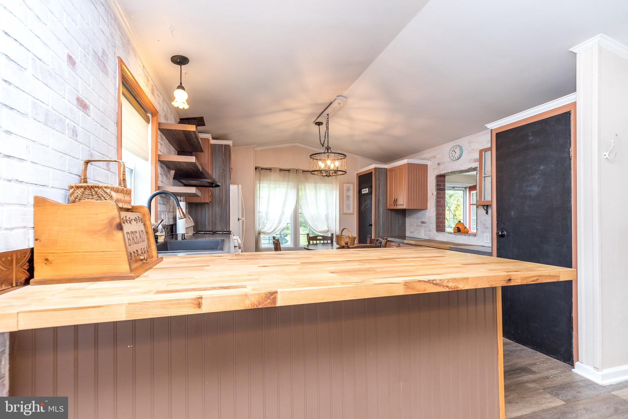 WALNUT MEADOWS - Residential