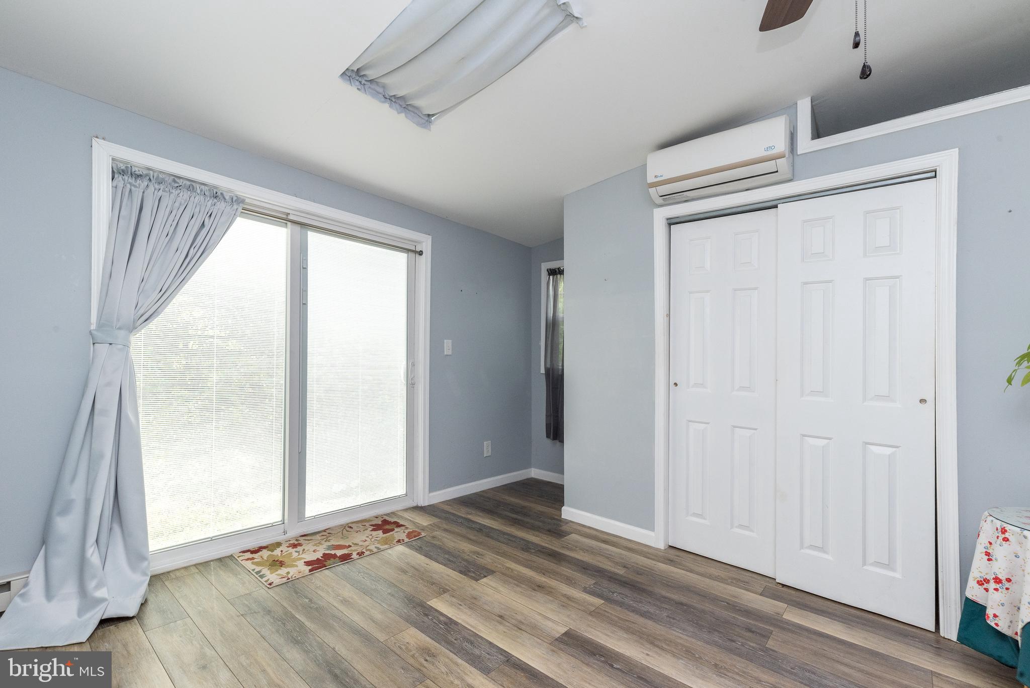 WALNUT MEADOWS - Residential