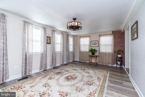 Tiny photo for 25 Chestnut Court E, HARLEYSVILLE, PA 19438 (MLS # PAMC2155190)