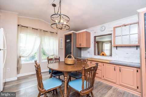 Tiny photo for 25 Chestnut Court E, HARLEYSVILLE, PA 19438 (MLS # PAMC2155190)