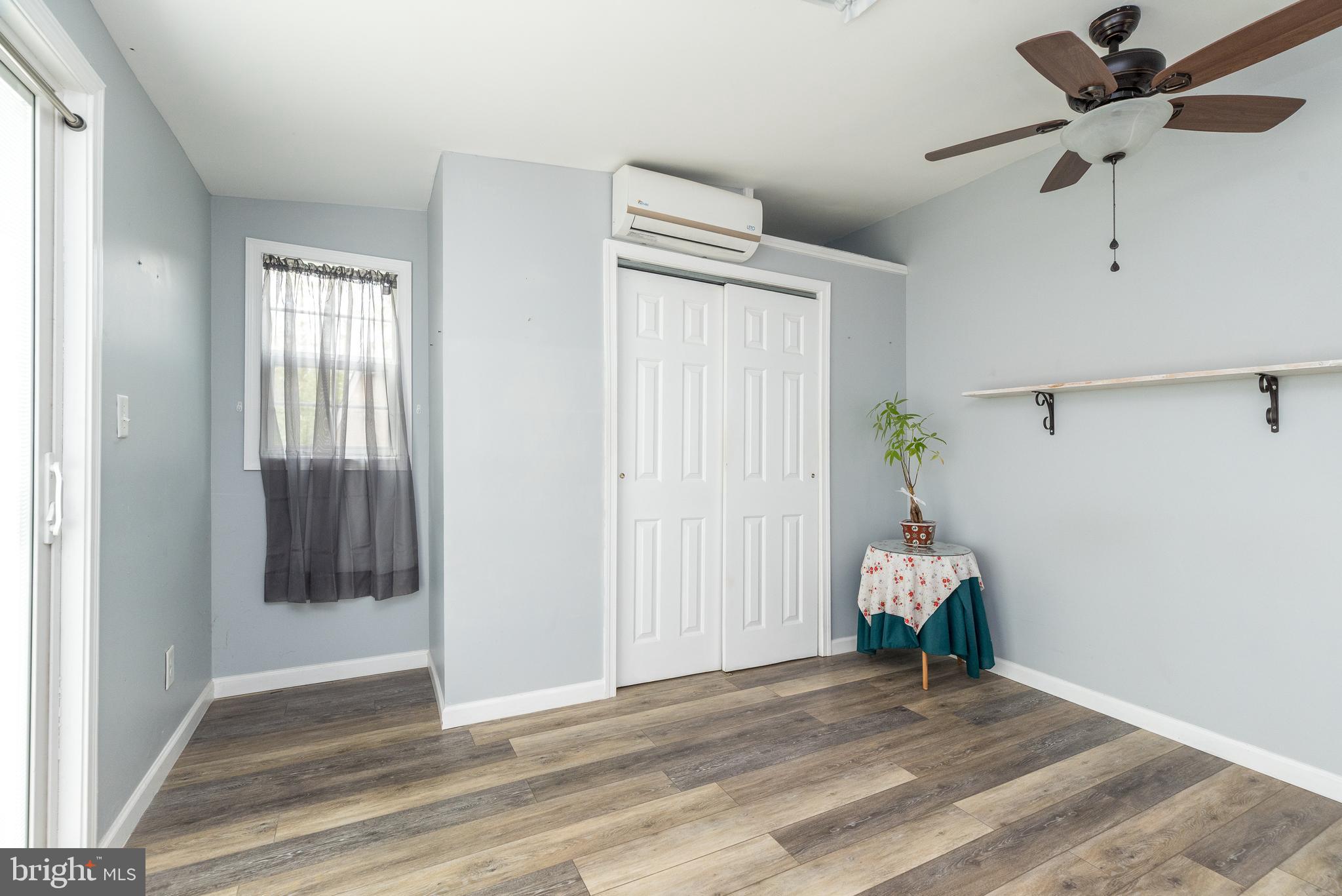 WALNUT MEADOWS - Residential