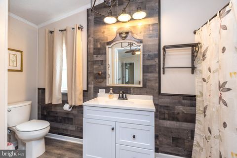 Tiny photo for 25 Chestnut Court E, HARLEYSVILLE, PA 19438 (MLS # PAMC2155190)