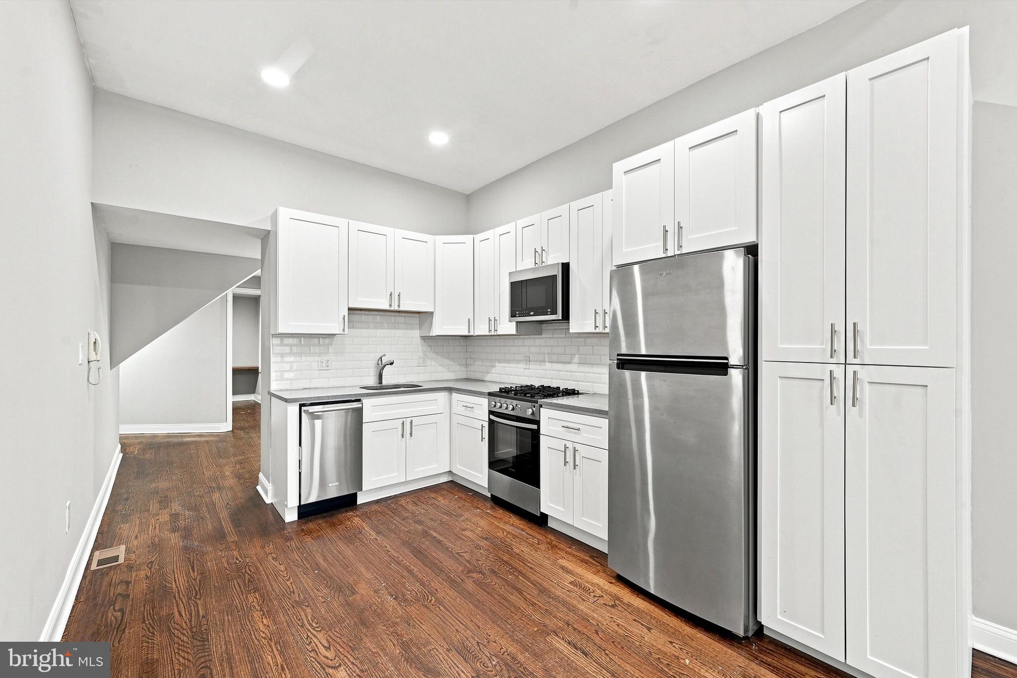 1616 SPRUCE STREET 1F