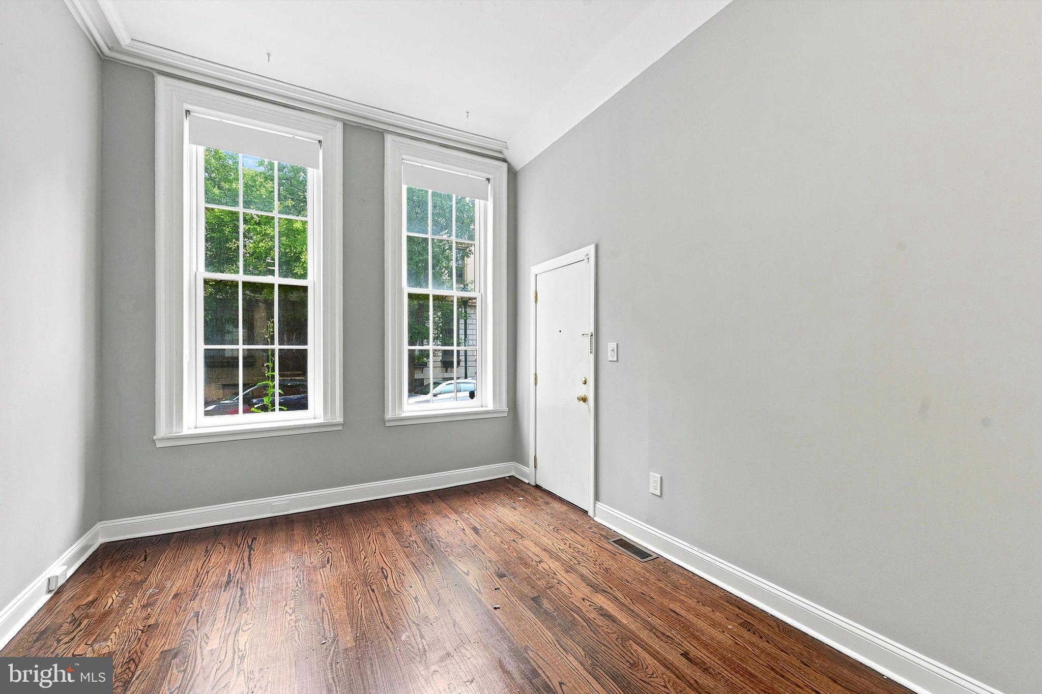 1616 SPRUCE STREET 1F