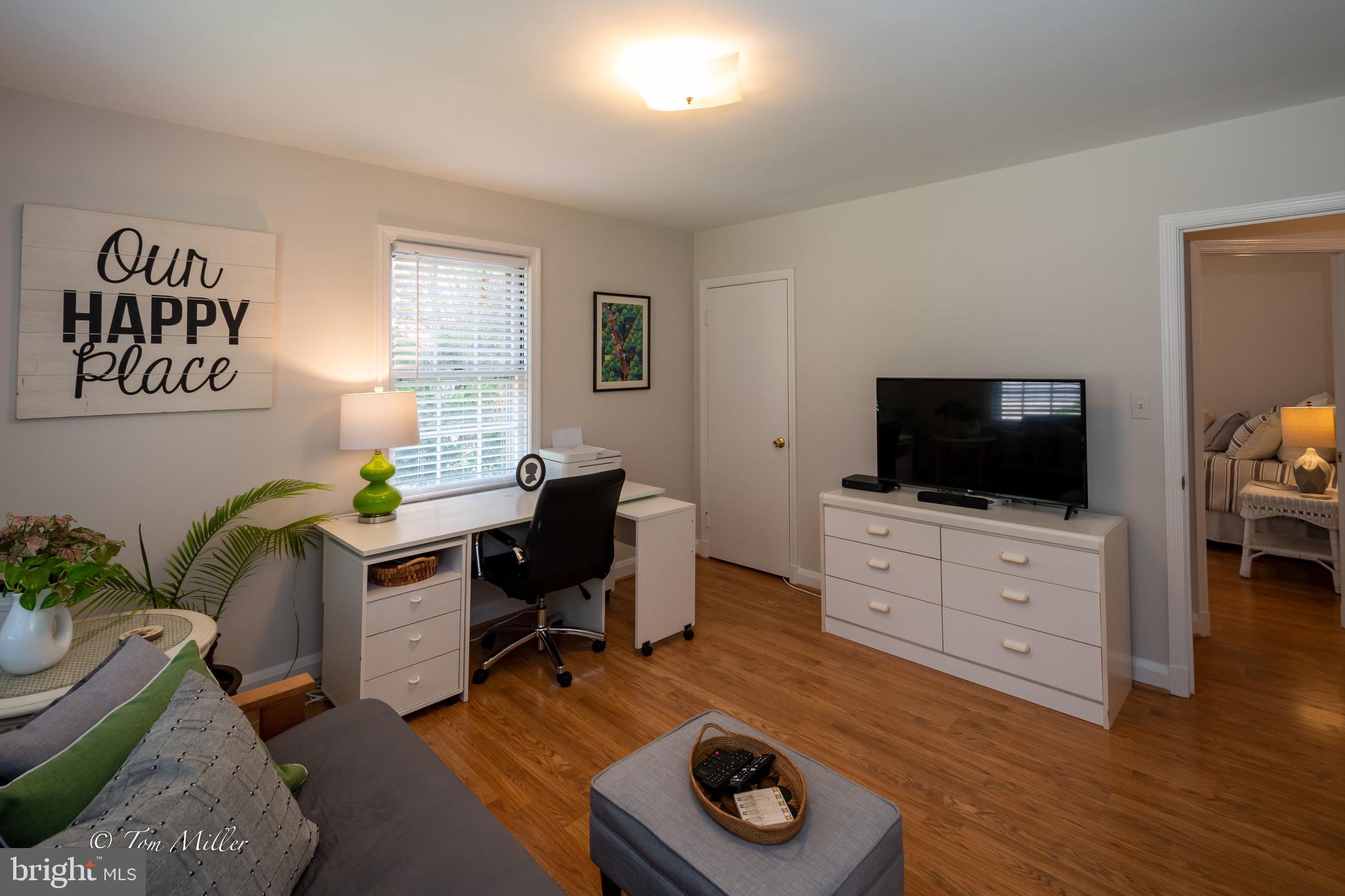 CHARLES TERRACE - Residential