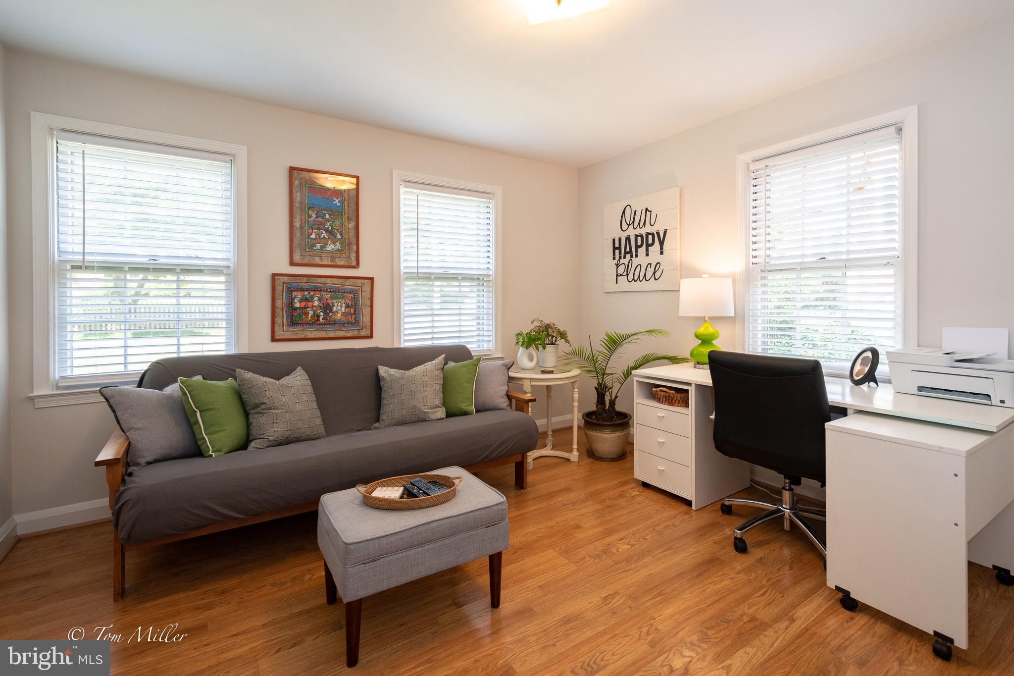 CHARLES TERRACE - Residential