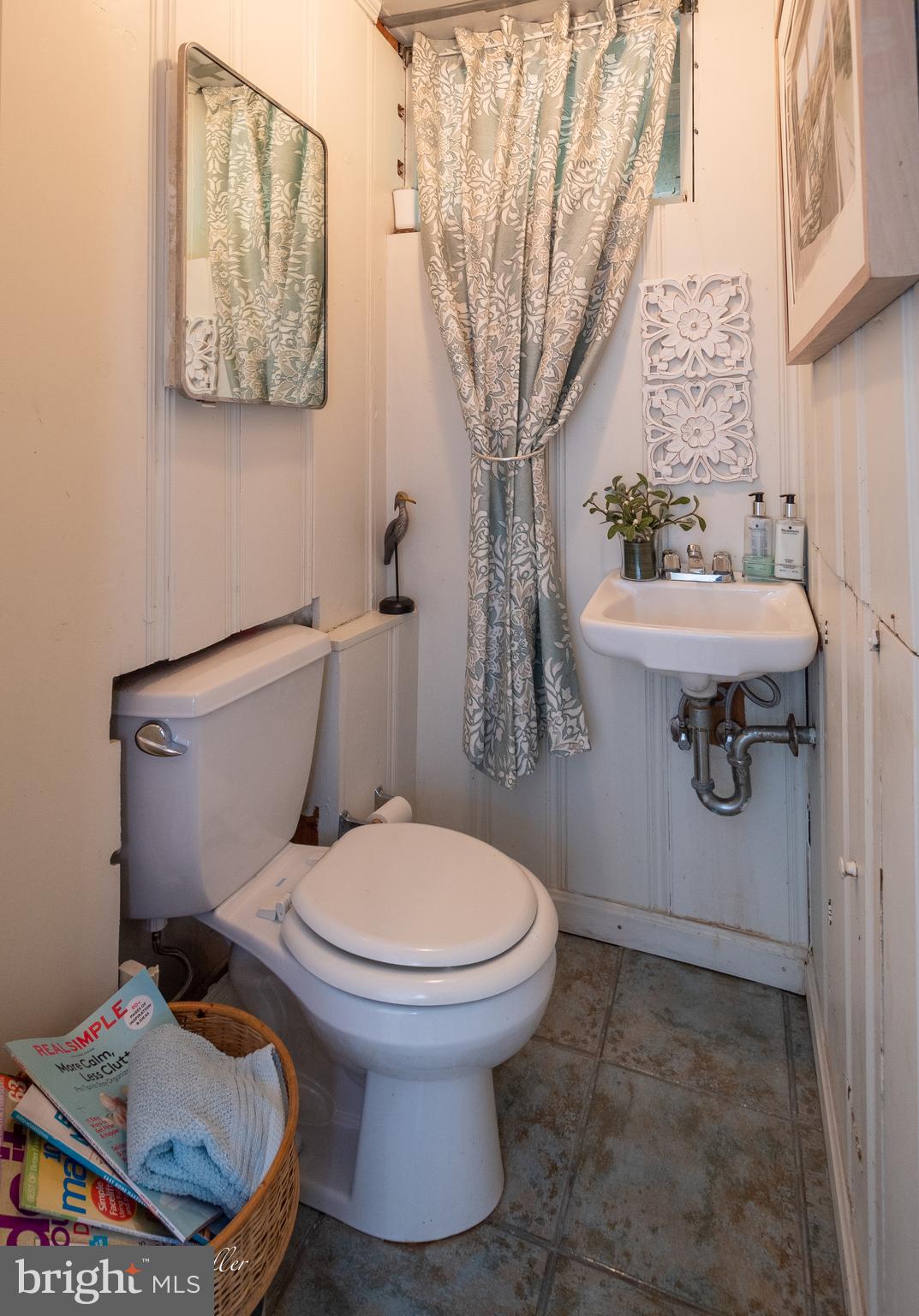 CHARLES TERRACE - Residential