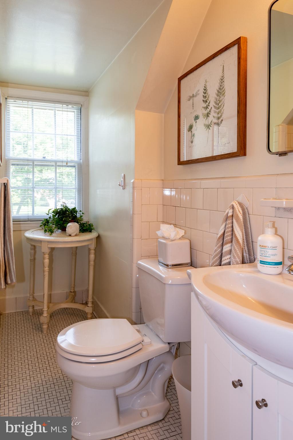 CHARLES TERRACE - Residential