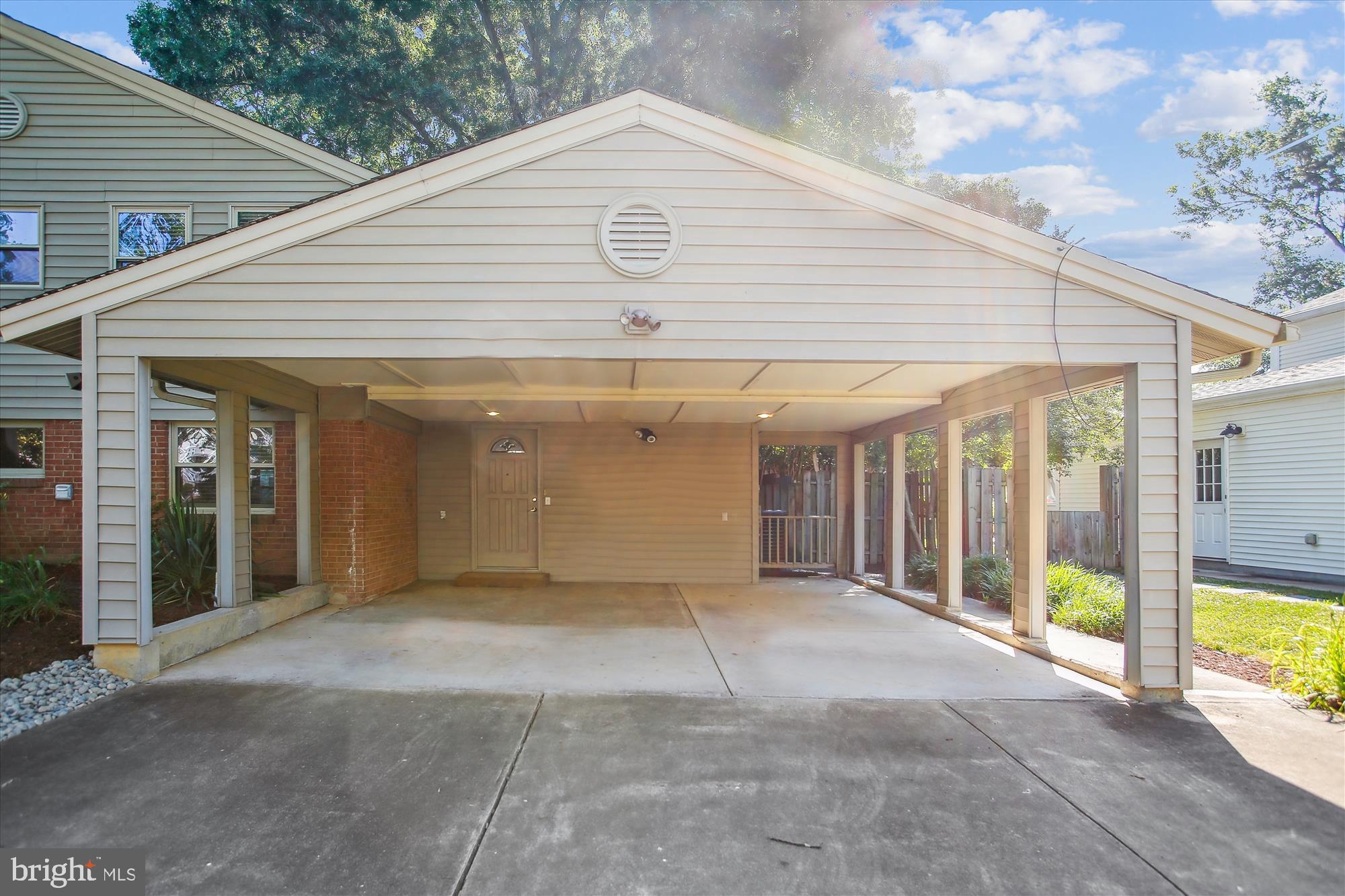 8509 CYRUS PLACE