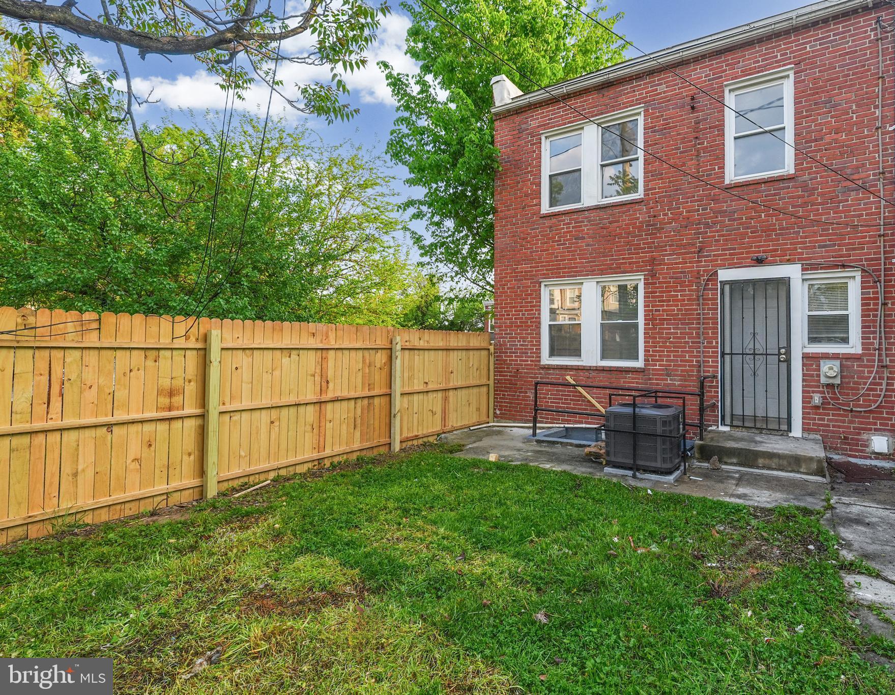 COLDSTREAM HOMESTEAD MONTEBELLO HISTORIC DISTRICT - Residential