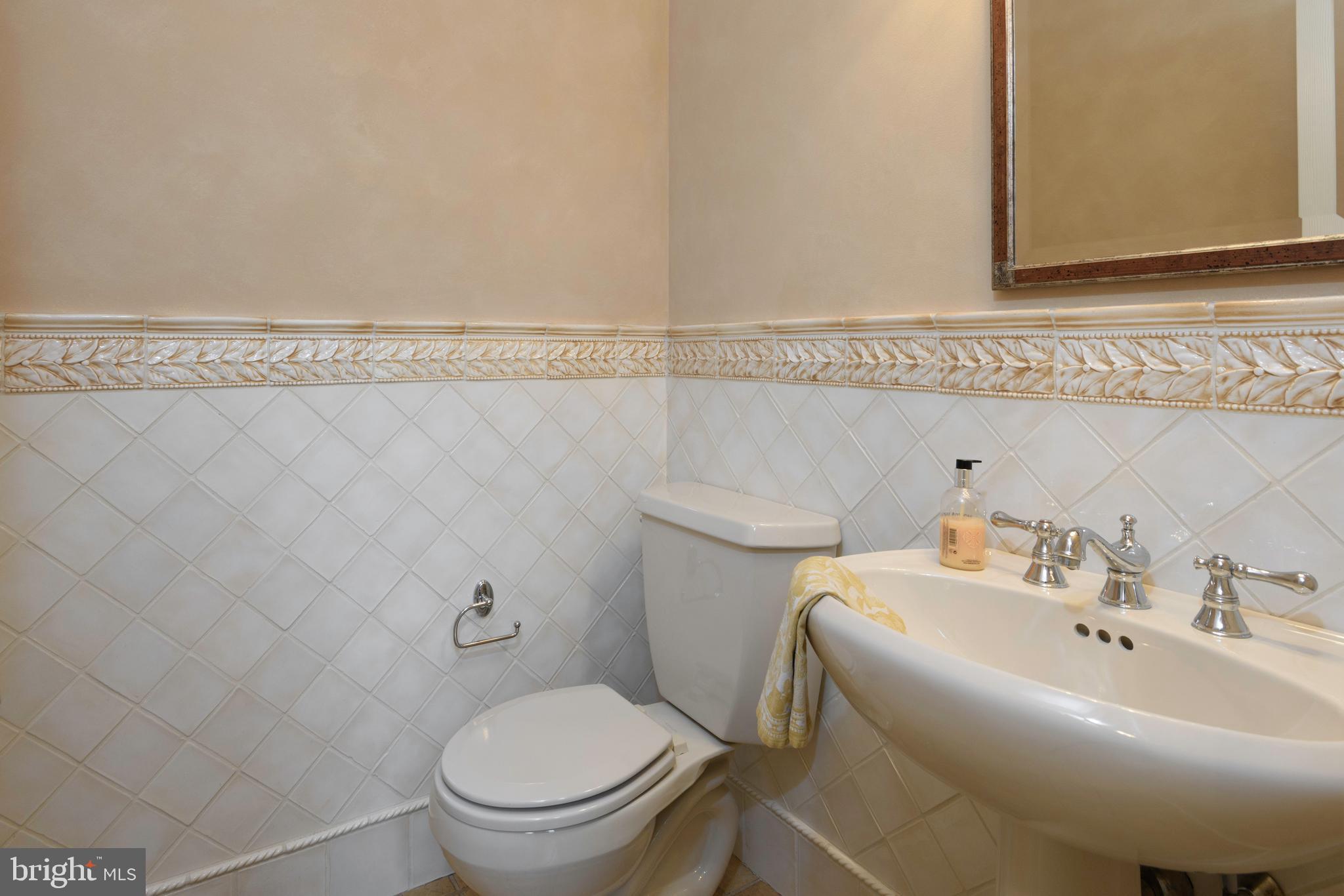 KNOLLS OF BIRMINGH - Residential