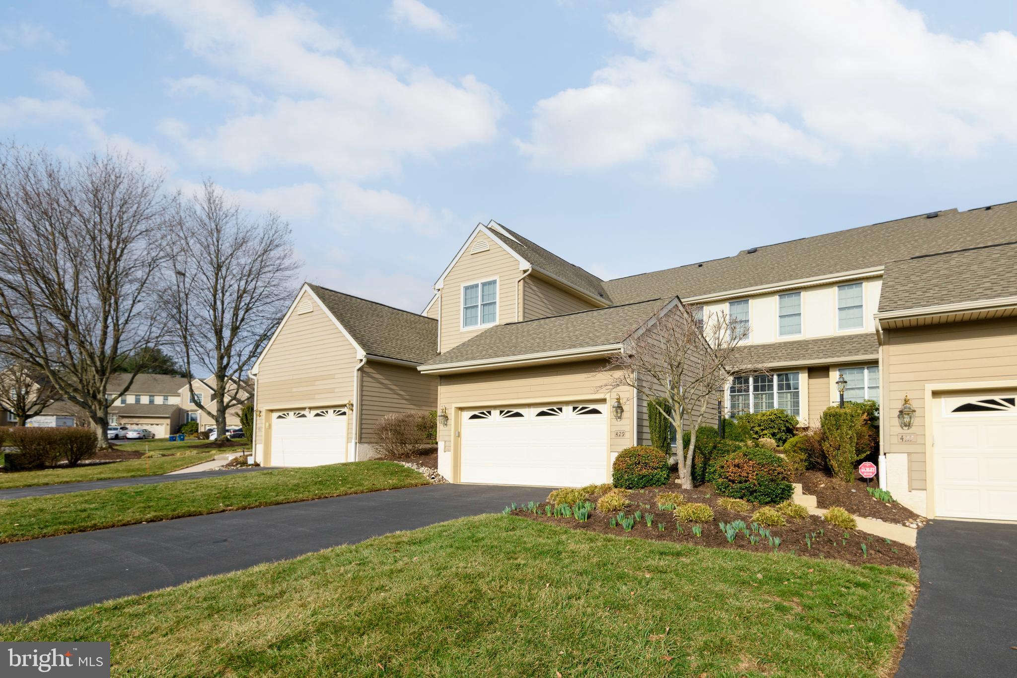 KNOLLS OF BIRMINGH - Residential