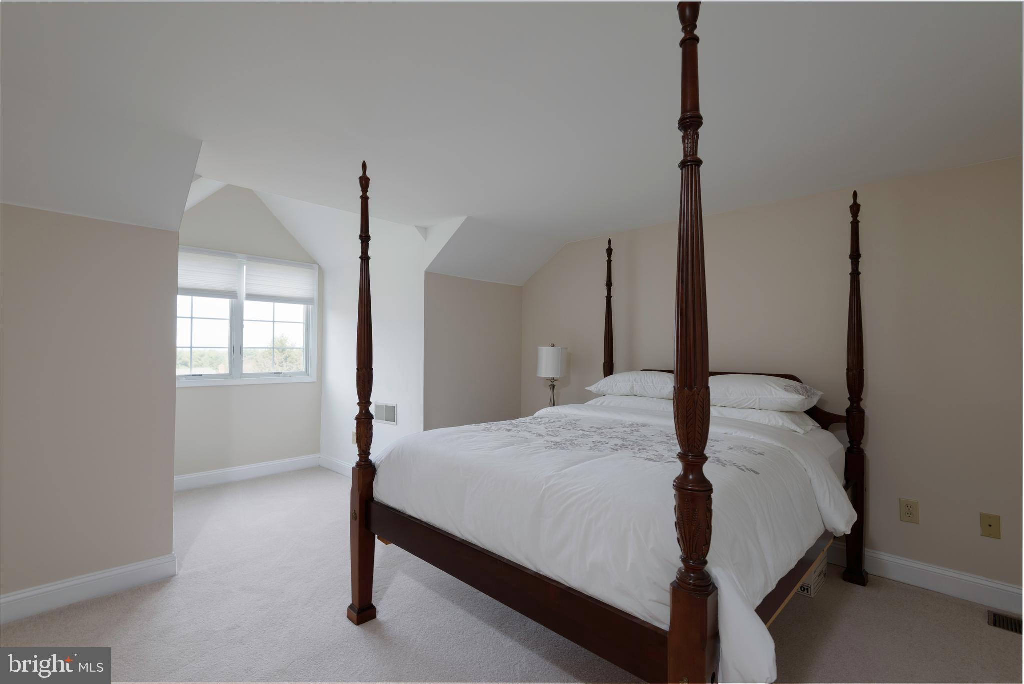 KNOLLS OF BIRMINGH - Residential