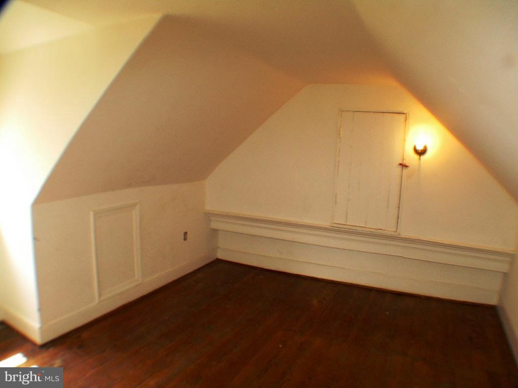 OLD TOWN WINCHESTER - Residential Income