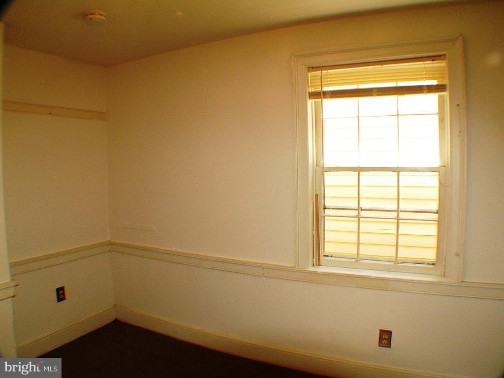 OLD TOWN WINCHESTER - Residential Income