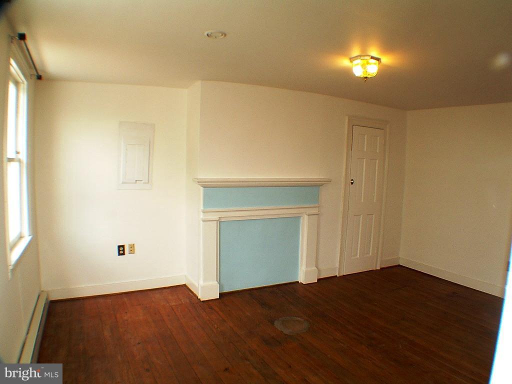 OLD TOWN WINCHESTER - Residential Income