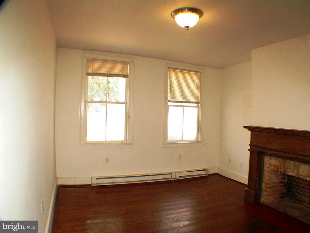OLD TOWN WINCHESTER - Residential Income