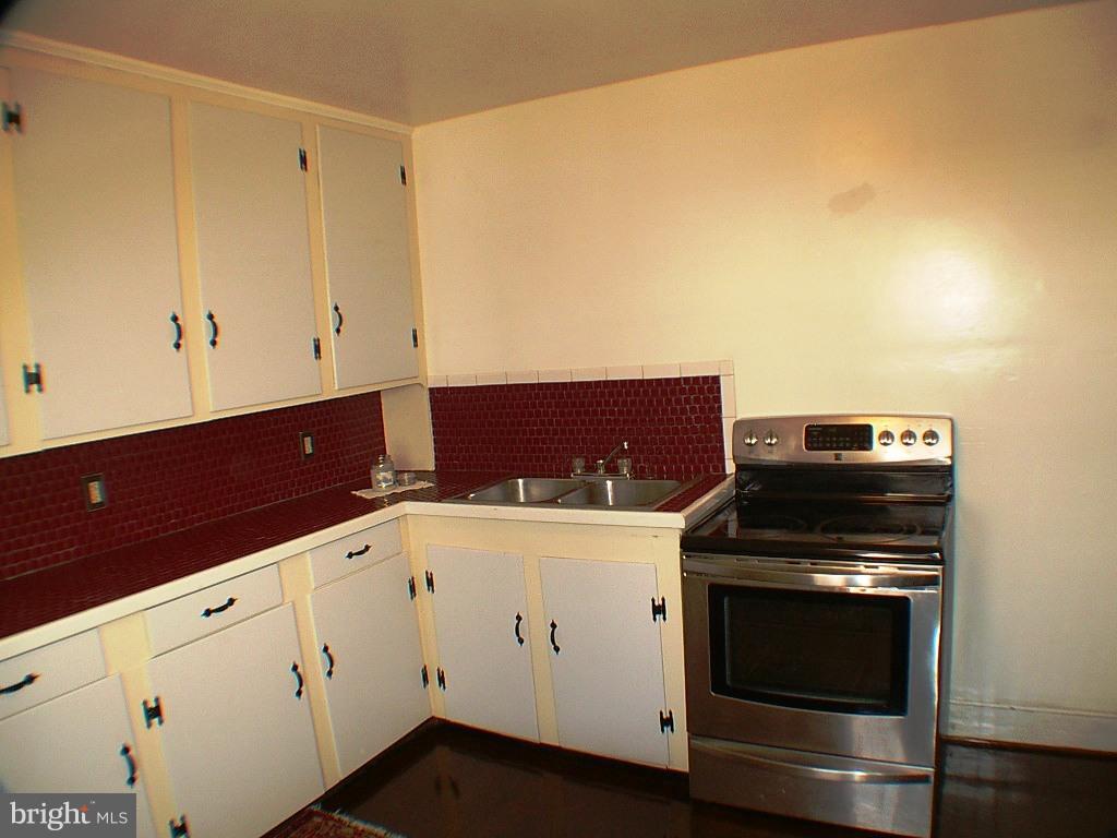 OLD TOWN WINCHESTER - Residential Income