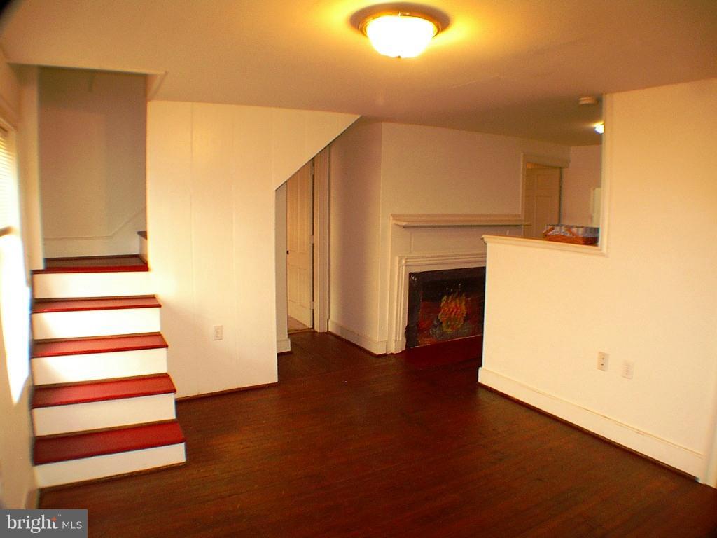 OLD TOWN WINCHESTER - Residential Income