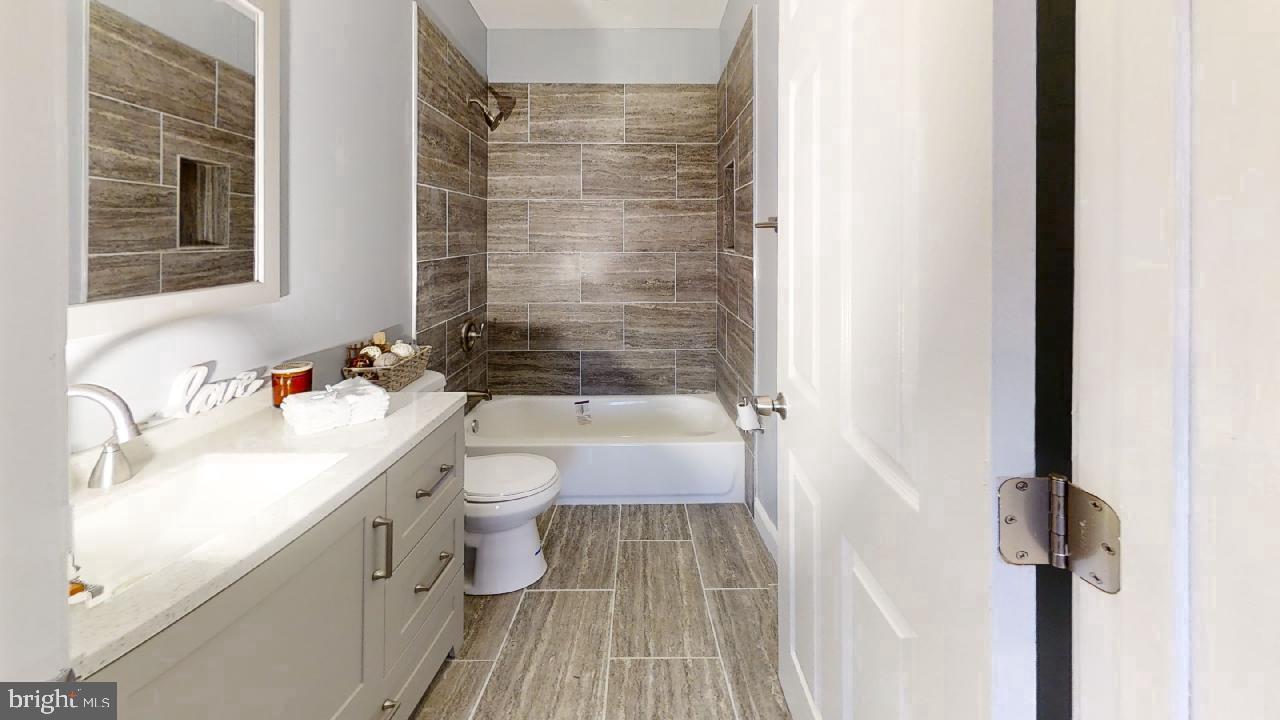 EDMONDSON - Residential Lease