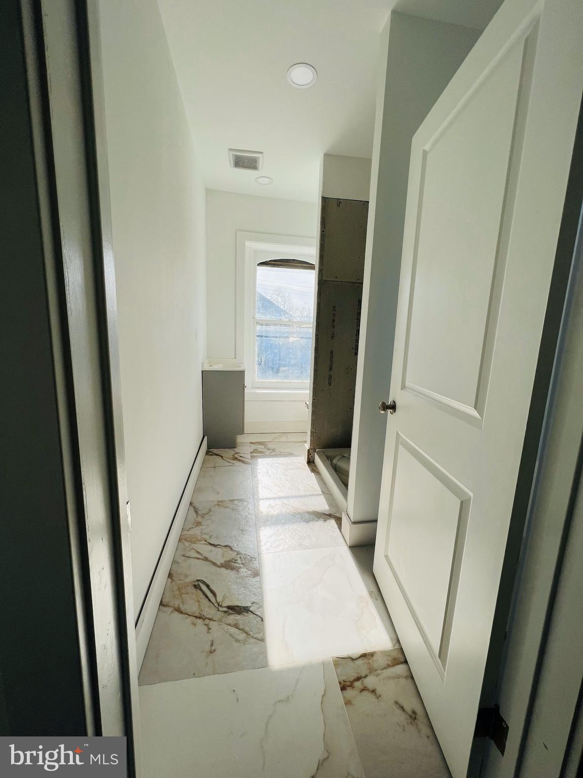 DOWNTOWN FREDERICK - Residential Lease