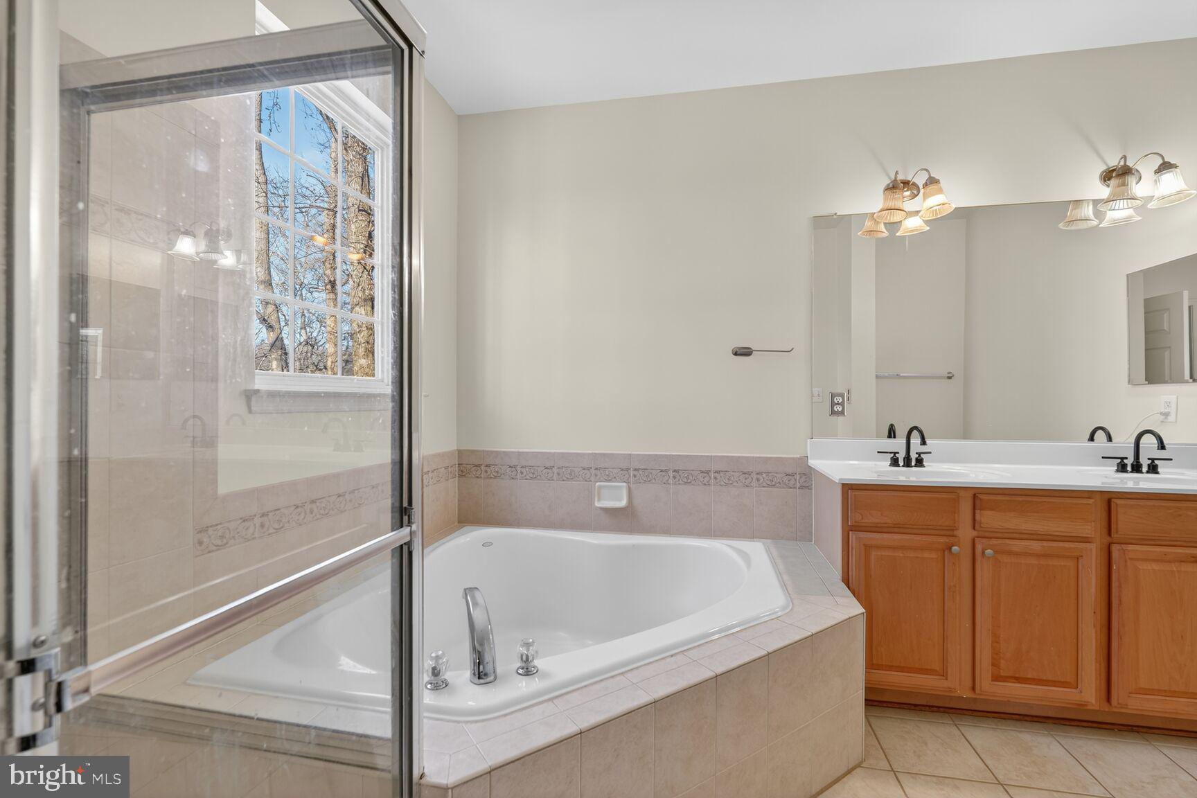 LORTON STATION - Residential