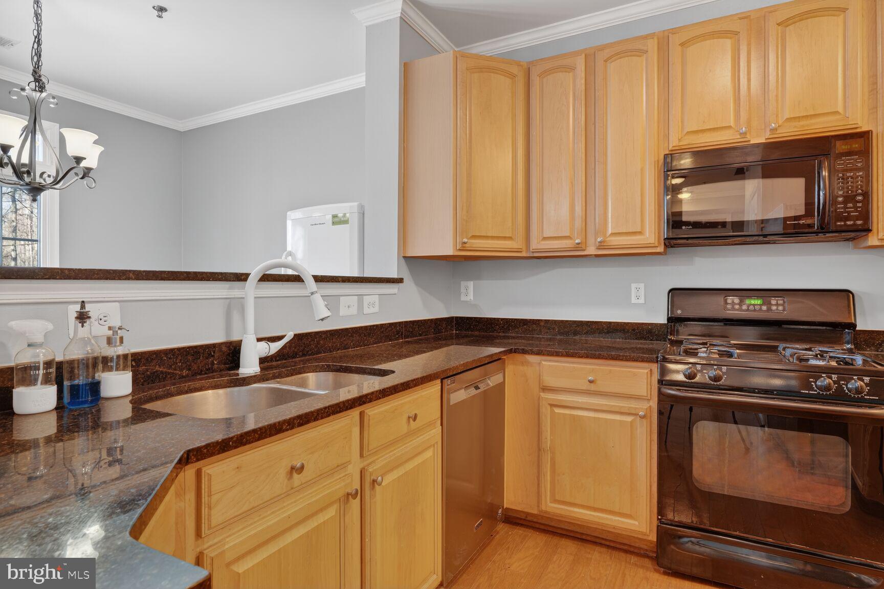 LORTON STATION - Residential