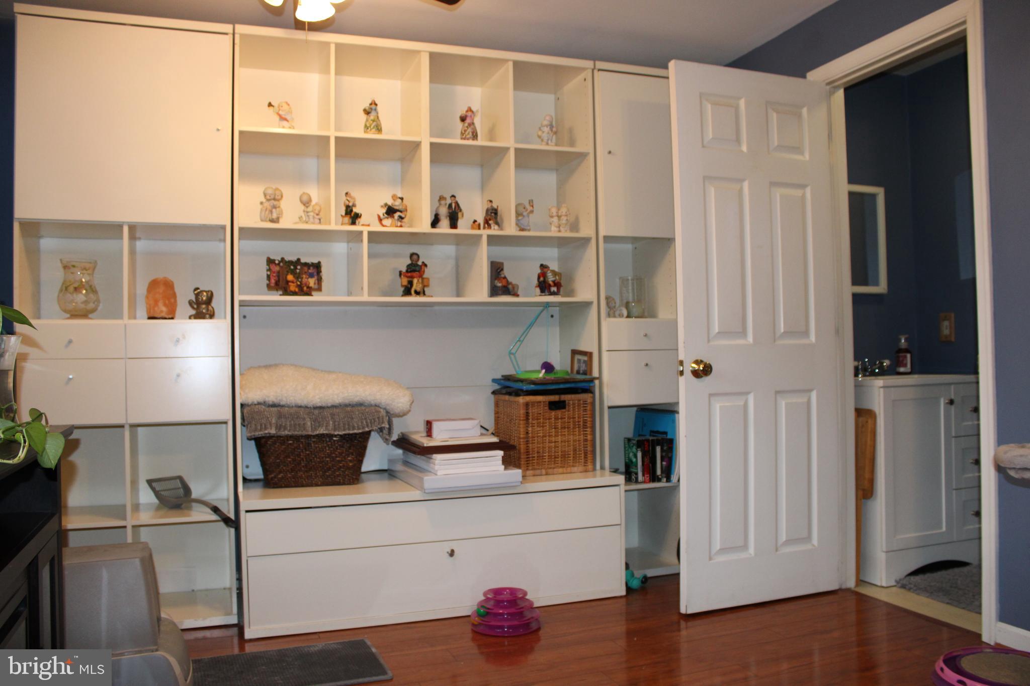 RIDLEY PARK - Residential