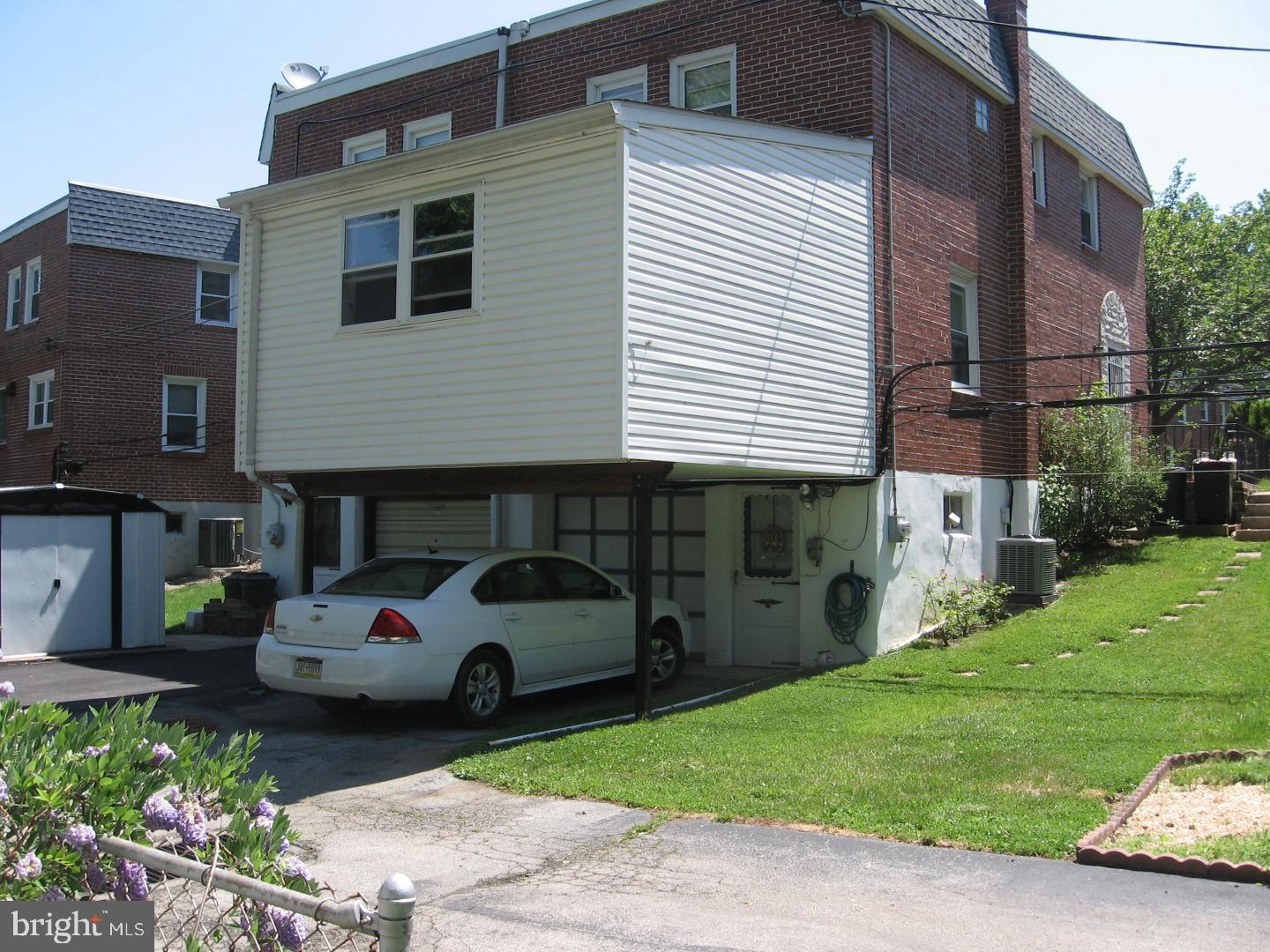 RIDLEY PARK - Residential