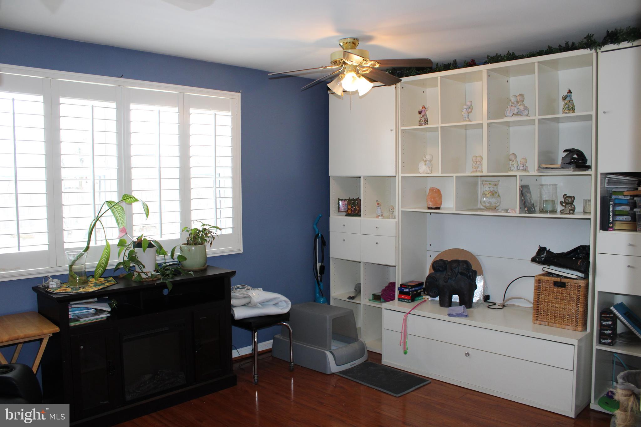 RIDLEY PARK - Residential