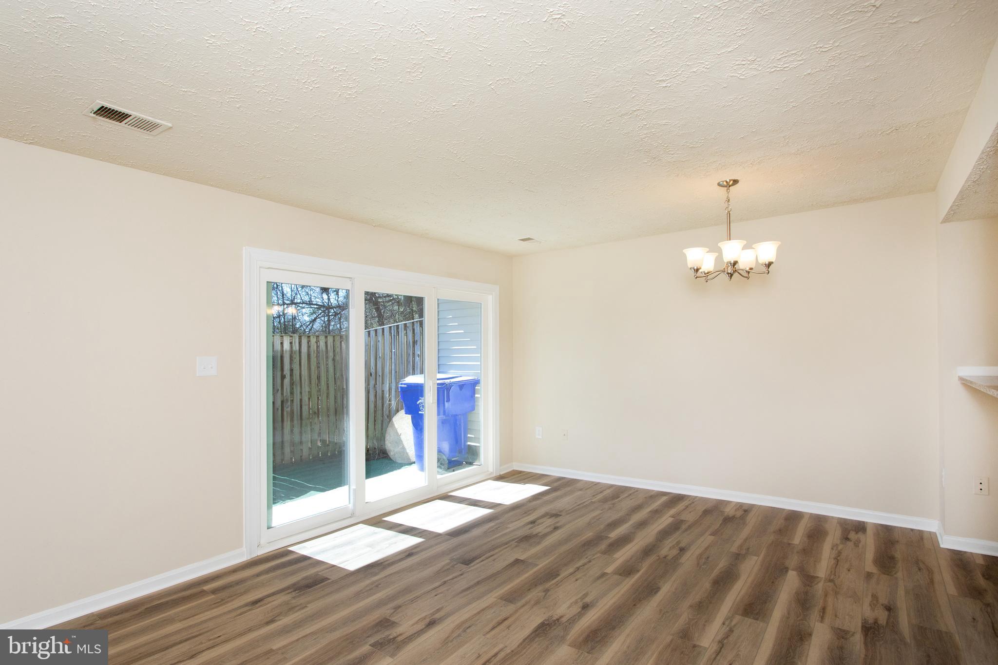 ST CHARLES HUNTINGTON - Residential