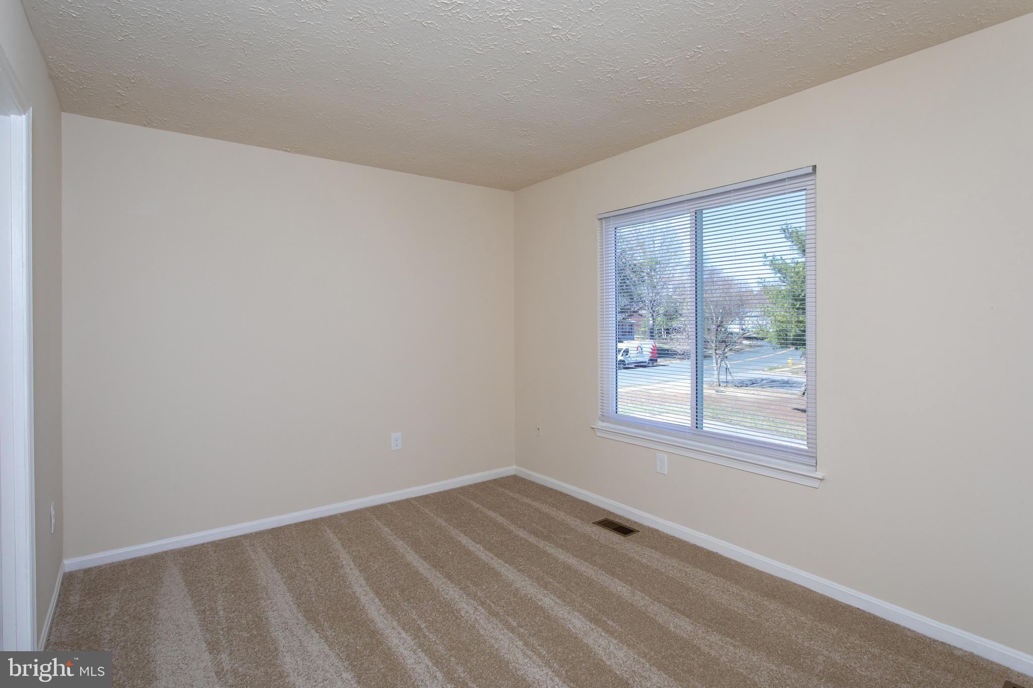 ST CHARLES HUNTINGTON - Residential